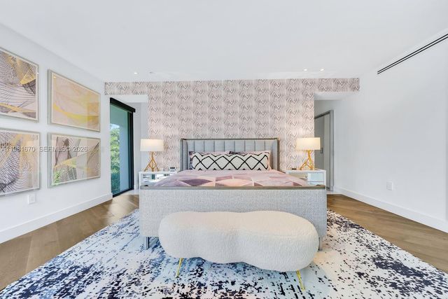 7900 SW 54th Ave, Miami, FL 33143