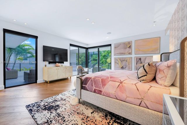 7900 SW 54th Ave, Miami, FL 33143