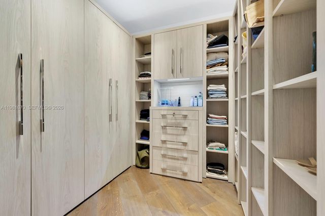 7900 SW 54th Ave, Miami, FL 33143