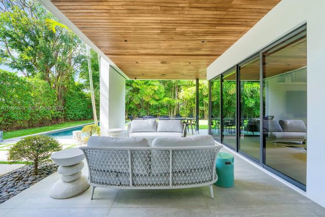 7900 SW 54th Ave, Miami, FL 33143