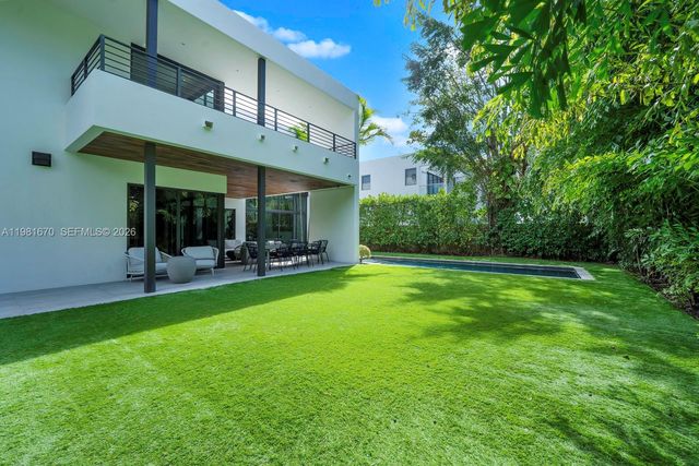 7900 SW 54th Ave, Miami, FL 33143