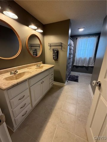 305 County Route 37, Hastings, NY 13036