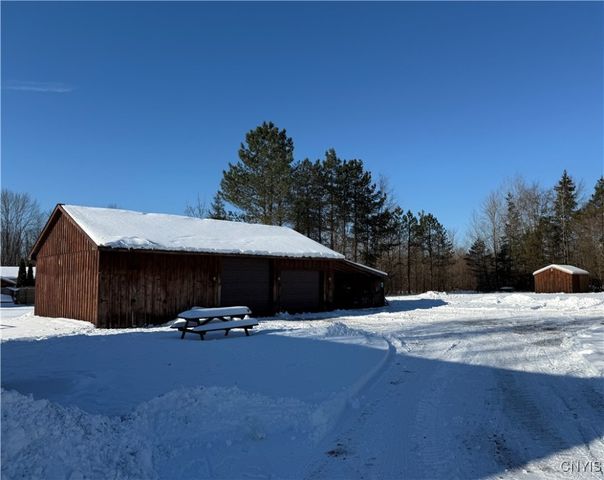 305 County Route 37, Hastings, NY 13036