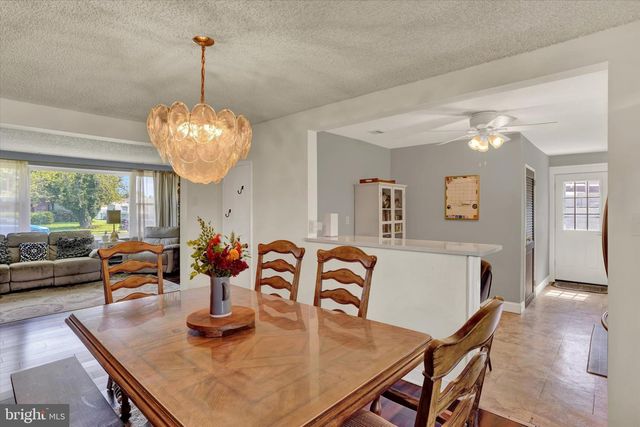 2116 BOXWOOD DR, Broomall, PA 19008