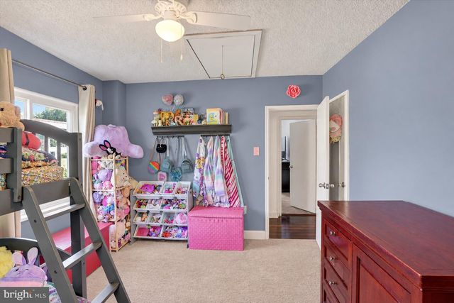 2116 BOXWOOD DR, Broomall, PA 19008