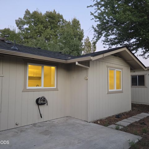 632 SW Sunwood Way, Grants Pass, OR 97526