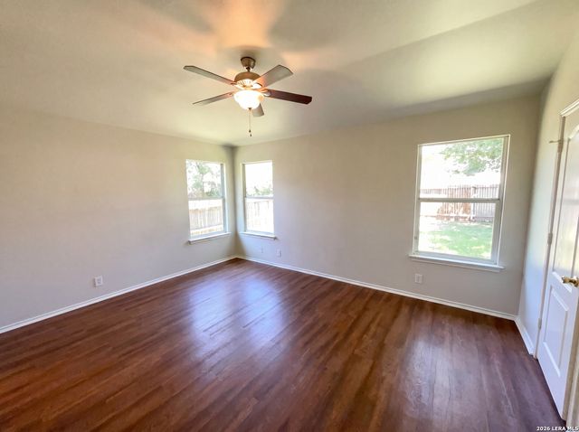 668 LYNX MTN, San Antonio, TX 78251