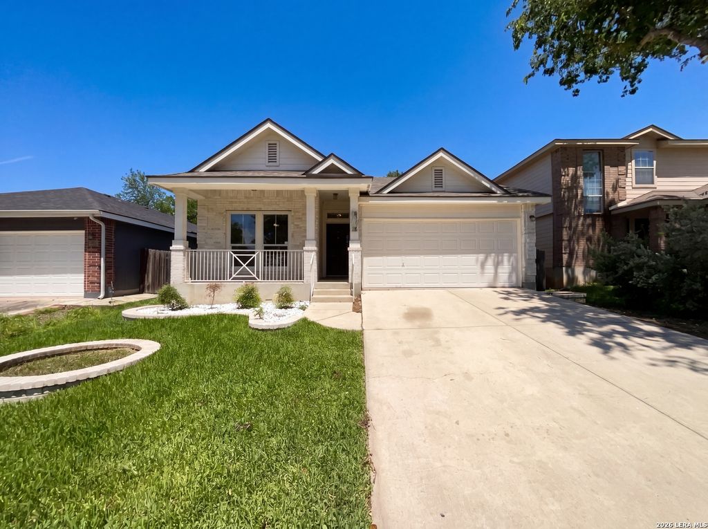 668 LYNX MTN, San Antonio, TX 78251