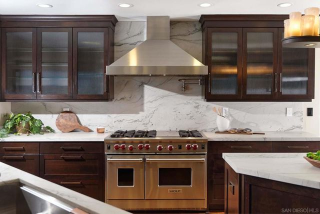 357 S Coast Blvd, La Jolla, CA 92037