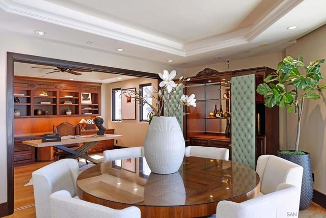 357 S Coast Blvd, La Jolla, CA 92037