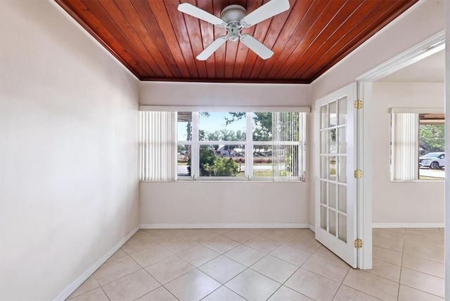 6014 BORDER LANE, Sarasota, FL 34231