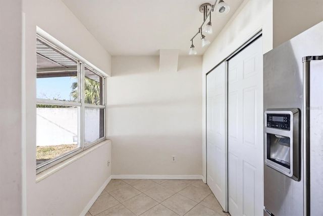 6014 BORDER LANE, Sarasota, FL 34231