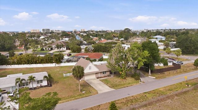 6014 BORDER LANE, Sarasota, FL 34231