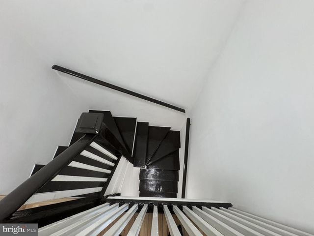 1820 L ST NE, Washington, DC 20002