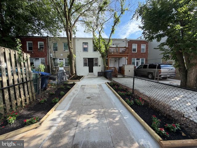 1820 L ST NE, Washington, DC 20002