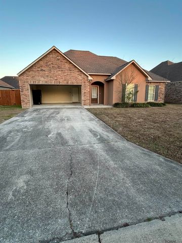 17066 Jamestowne Dr, Prairieville, LA 70769