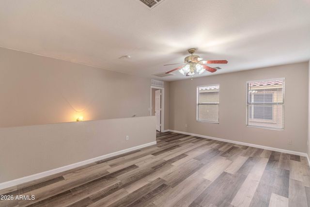 9425 W Wilshire Avenue, Phoenix, AZ 85037