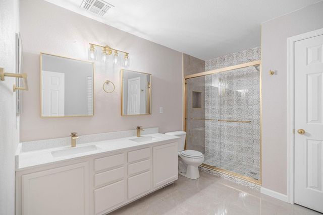 9425 W Wilshire Avenue, Phoenix, AZ 85037