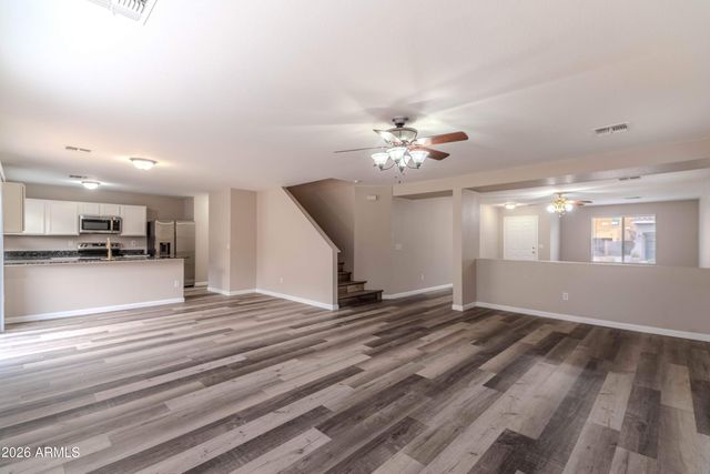 9425 W Wilshire Avenue, Phoenix, AZ 85037