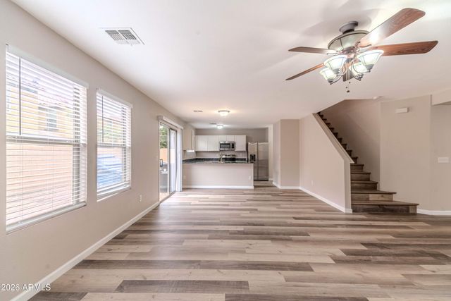 9425 W Wilshire Avenue, Phoenix, AZ 85037