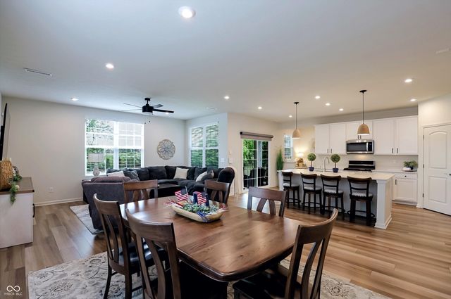 6537 Seabiscuit Road, Whitestown, IN 46075