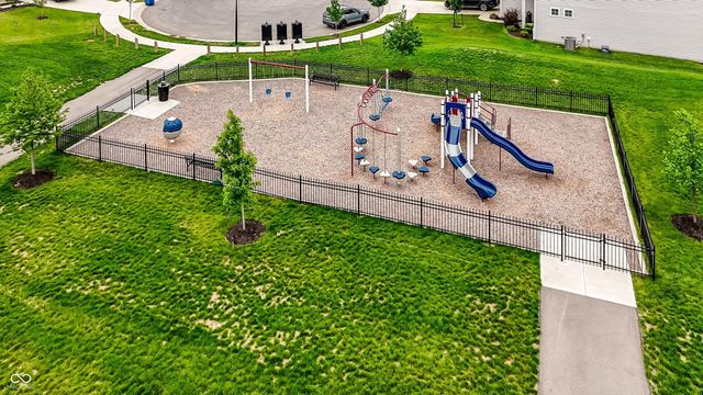 6537 Seabiscuit Road, Whitestown, IN 46075