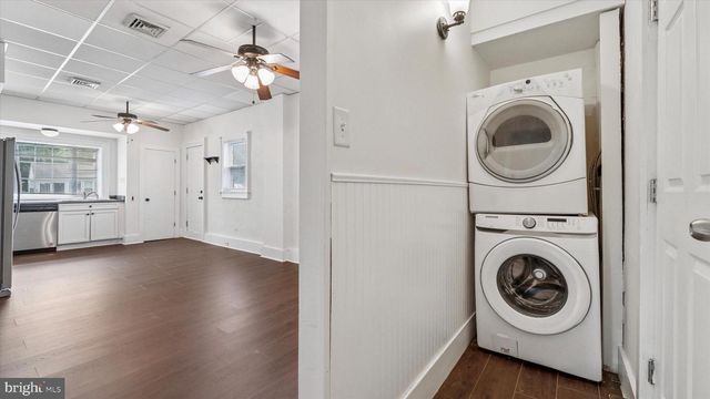 221 CENTER ST, Sewell, NJ 08080
