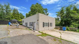 221 CENTER ST, Sewell, NJ 08080