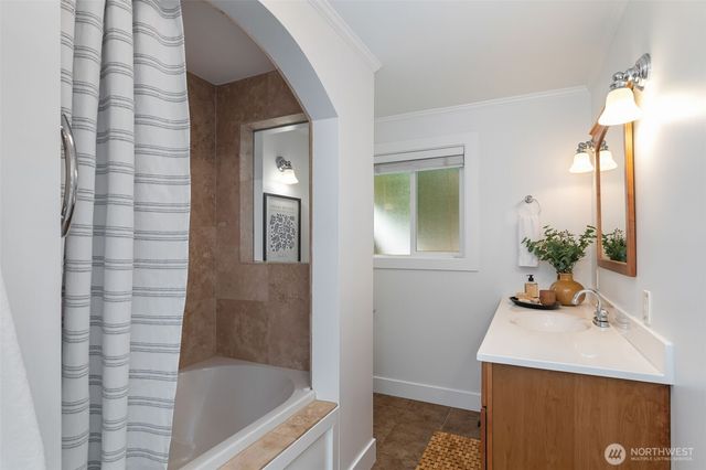 18408 129th Avenue NE, Bothell, WA 98011