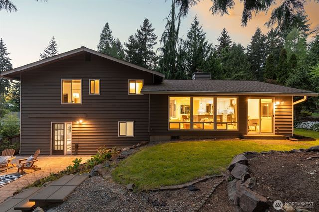 18408 129th Avenue NE, Bothell, WA 98011