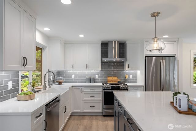 18408 129th Avenue NE, Bothell, WA 98011