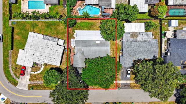 7151 SW 5th Court, Pembroke Pines, FL 33023
