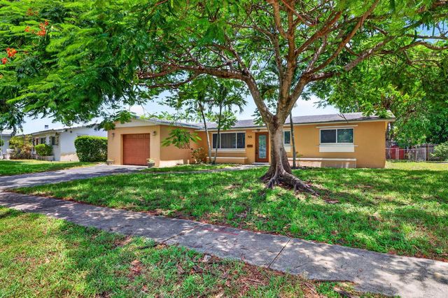 7151 SW 5th Court, Pembroke Pines, FL 33023