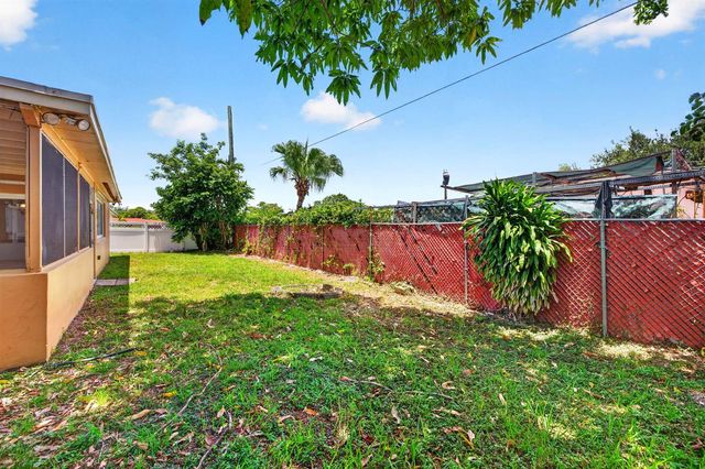 7151 SW 5th Court, Pembroke Pines, FL 33023