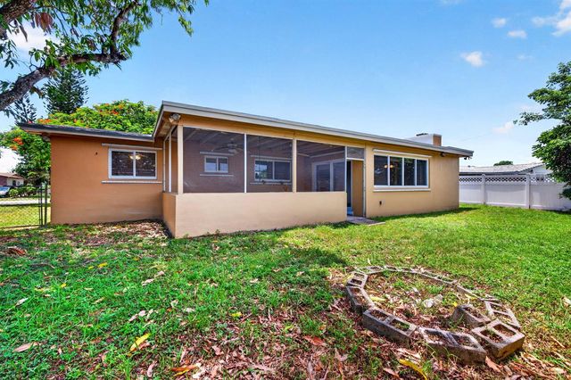 7151 SW 5th Court, Pembroke Pines, FL 33023