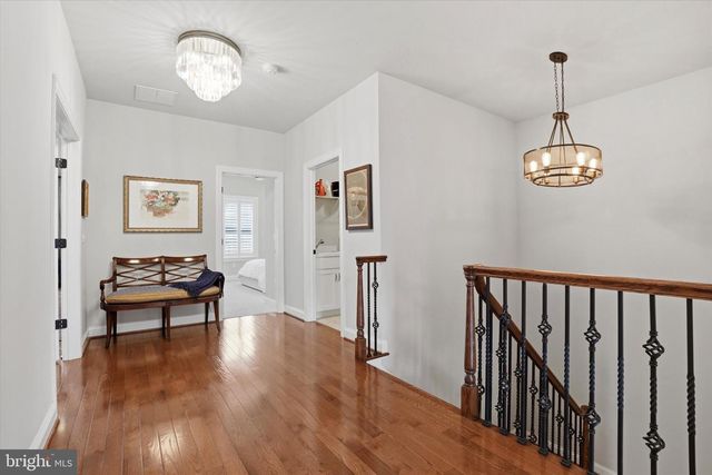 320 WHITEMARSH DR, Flourtown, PA 19031