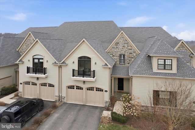 320 WHITEMARSH DR, Flourtown, PA 19031