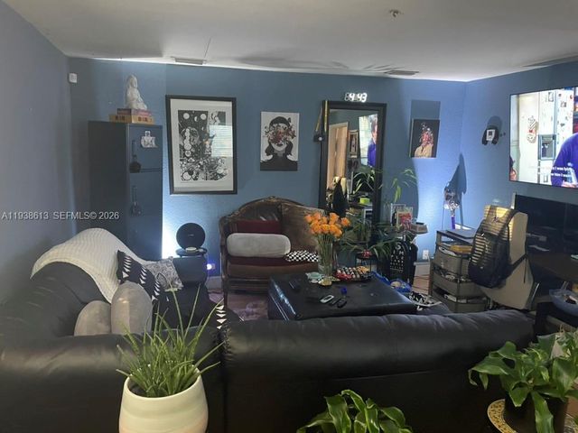 3741 SW 27th Ter, Miami, FL 33134