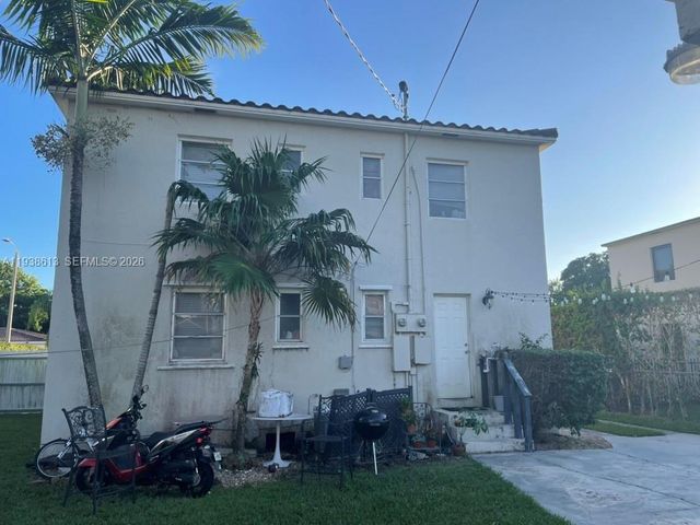 3741 SW 27th Ter, Miami, FL 33134