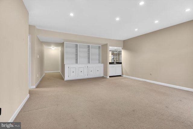 12229 TILDENWOOD DR, Rockville, MD 20852