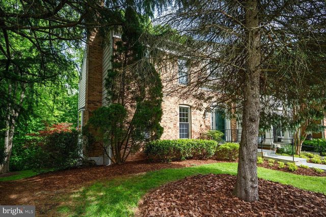 12229 TILDENWOOD DR, Rockville, MD 20852