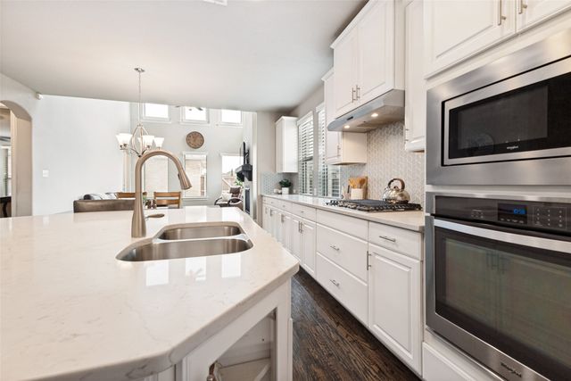 4310 Feather Ore Drive, Arlington, TX 76005
