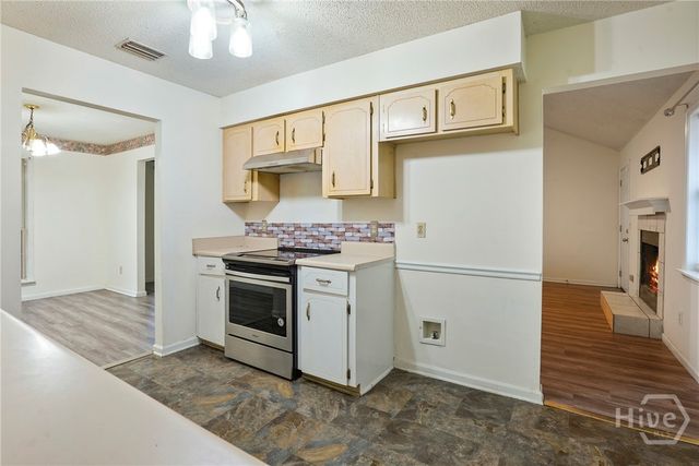 27 S Huntington Court, Richmond Hill, GA 31324