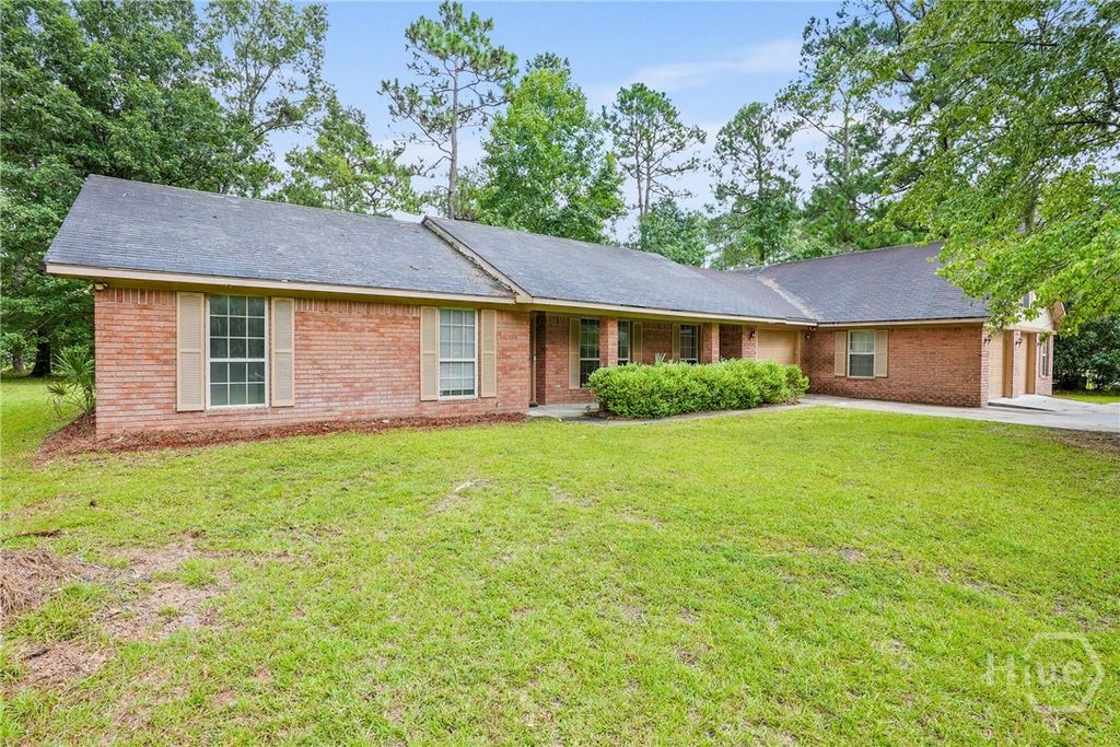 27 S Huntington Court, Richmond Hill, GA 31324