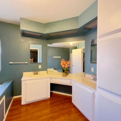 55561 Haugen Lehman Way, Whitewater, CA 92282
