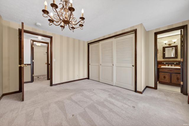 3985 W 200 SOUTH, Russiaville, IN 46979