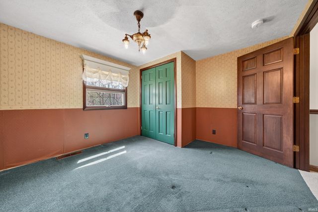 3985 W 200 SOUTH, Russiaville, IN 46979