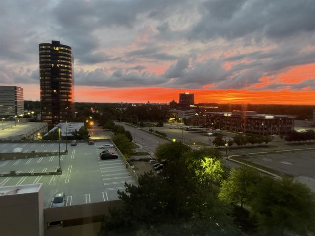 5000 Town Center 908, Southfield, MI 48075