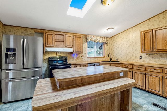 8674 Vince Road NE, Moses Lake, WA 98837