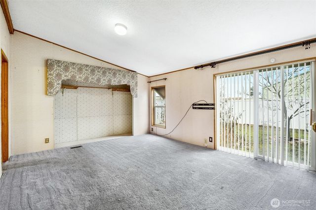 8674 Vince Road NE, Moses Lake, WA 98837